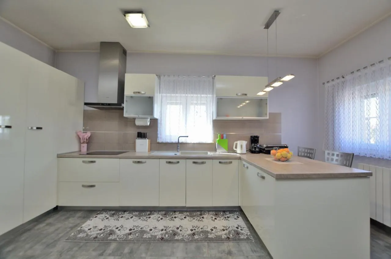 Villa Daris Nedeščina Croacia